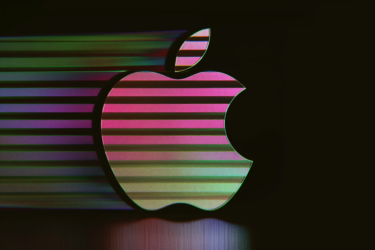 Google shares slide as Apple explores AI-powered search alternatives